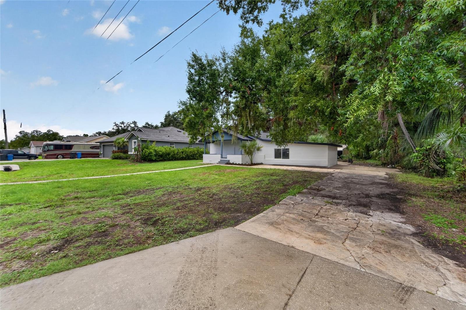 8809 Dyer Rd Property Photo 47
