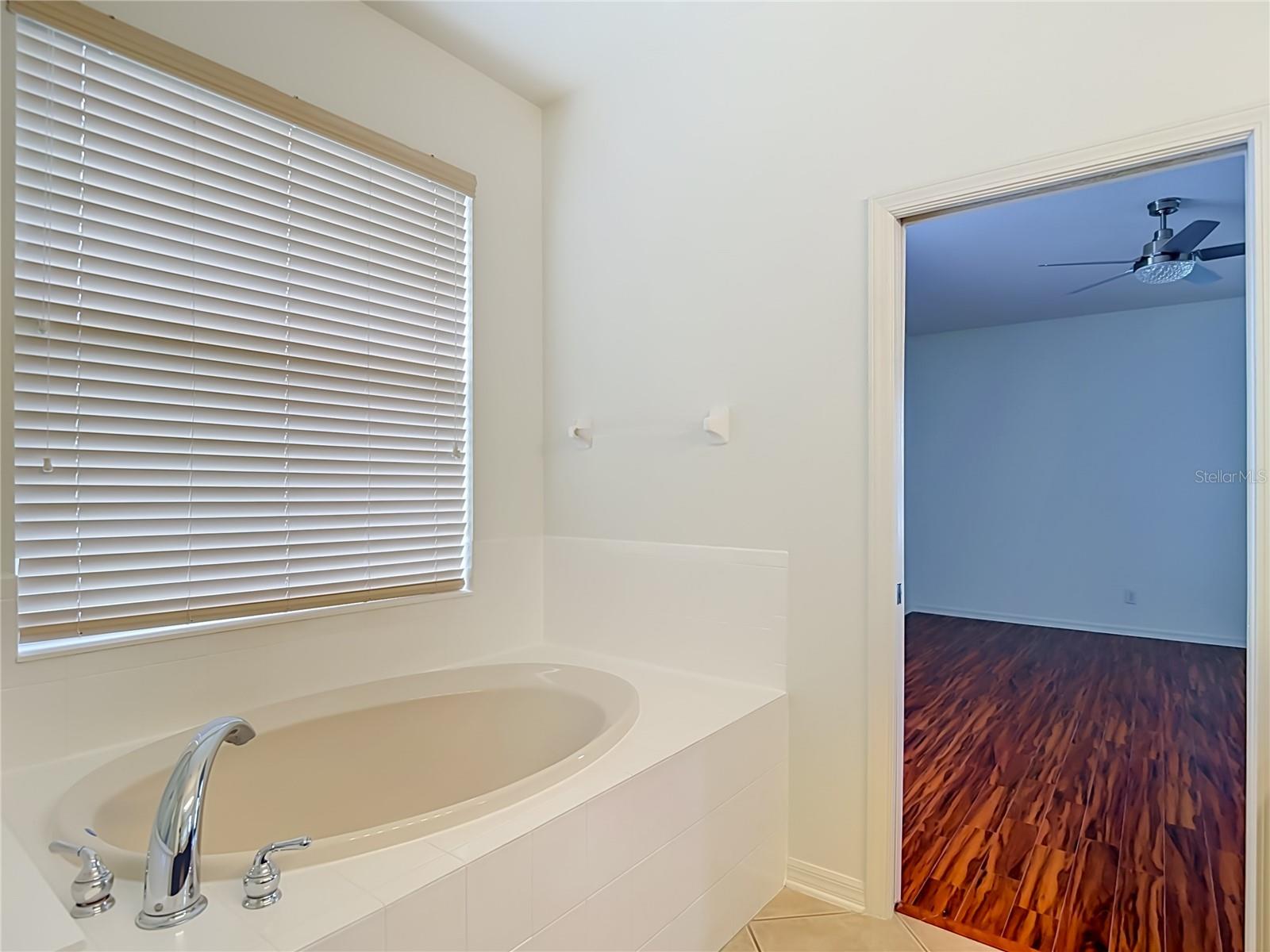 220 Ronja Ln Property Photo 28