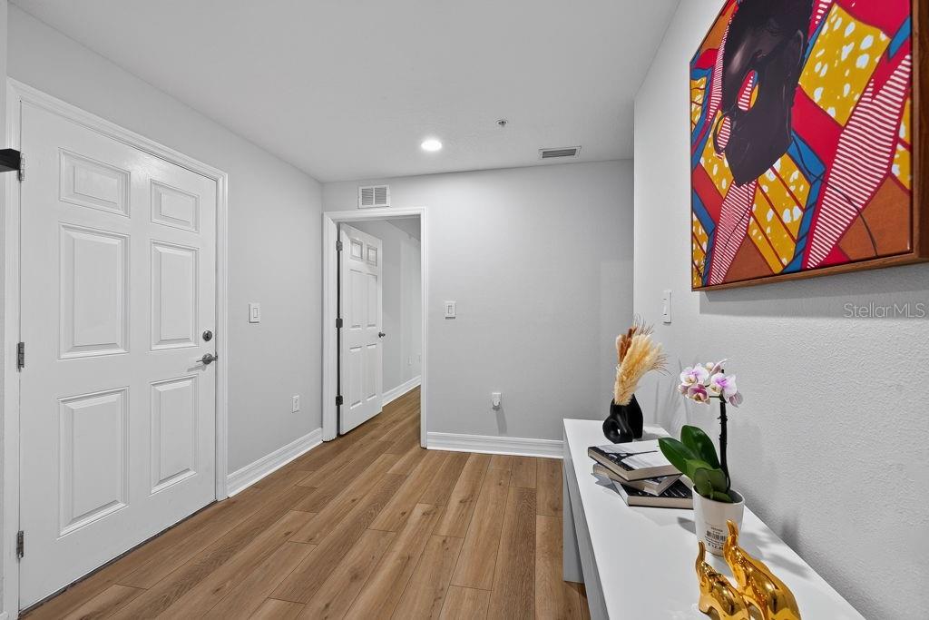 4546 Bay Spring Ct Property Photo 4