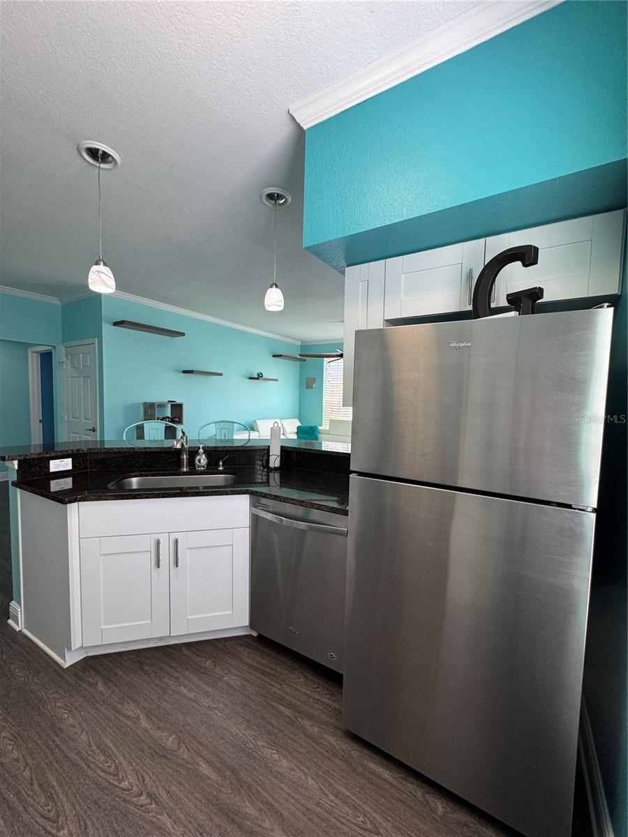9288 Lake Chase Island Way Property Photo 11
