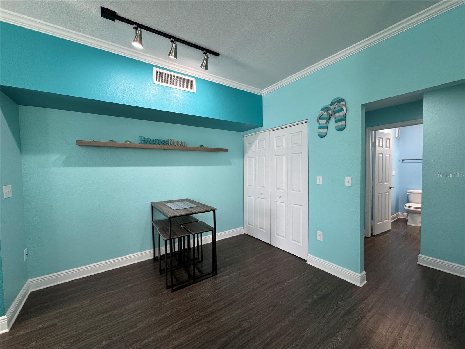 9288 Lake Chase Island Way Property Photo 13