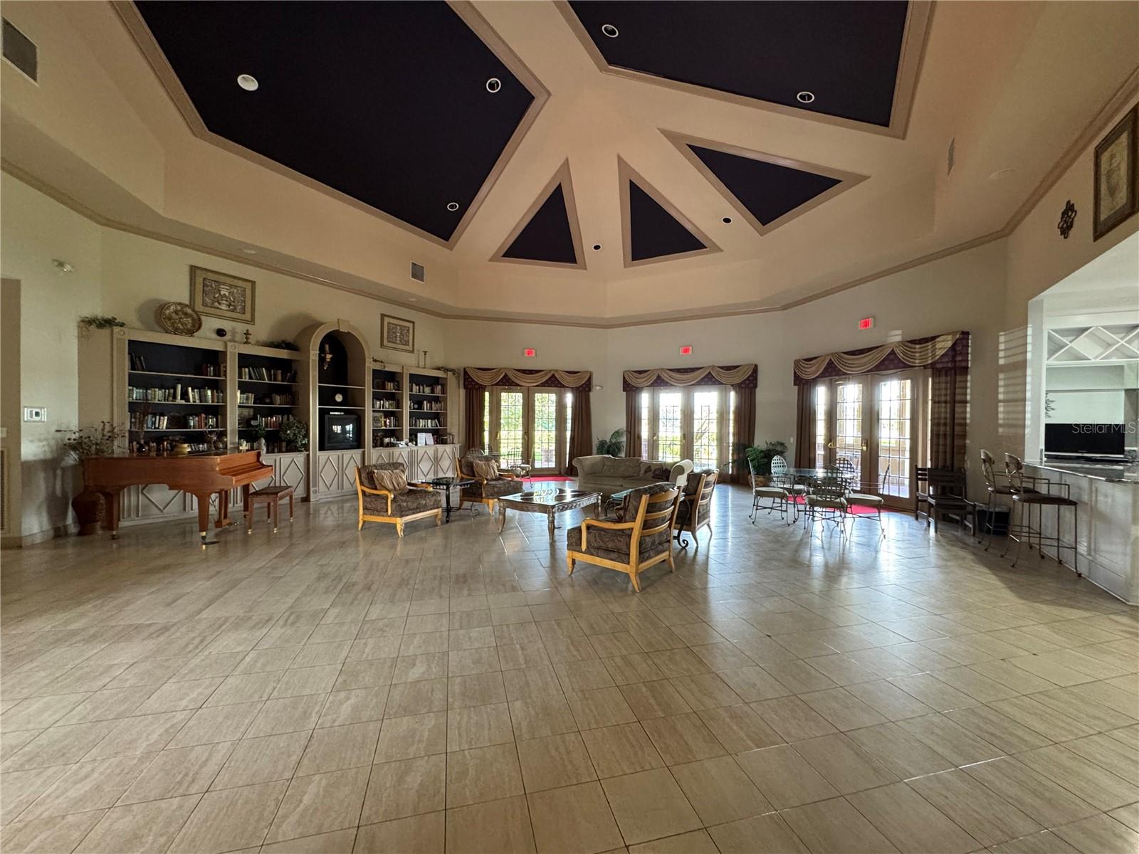 9288 Lake Chase Island Way Property Photo 41