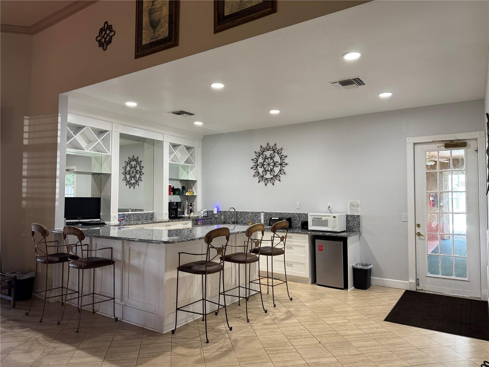 9288 Lake Chase Island Way Property Photo 42
