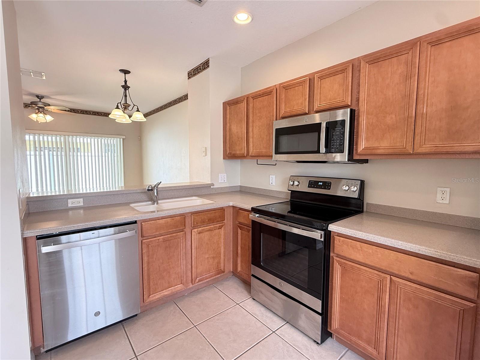 8508 Brushleaf Way Property Photo 3