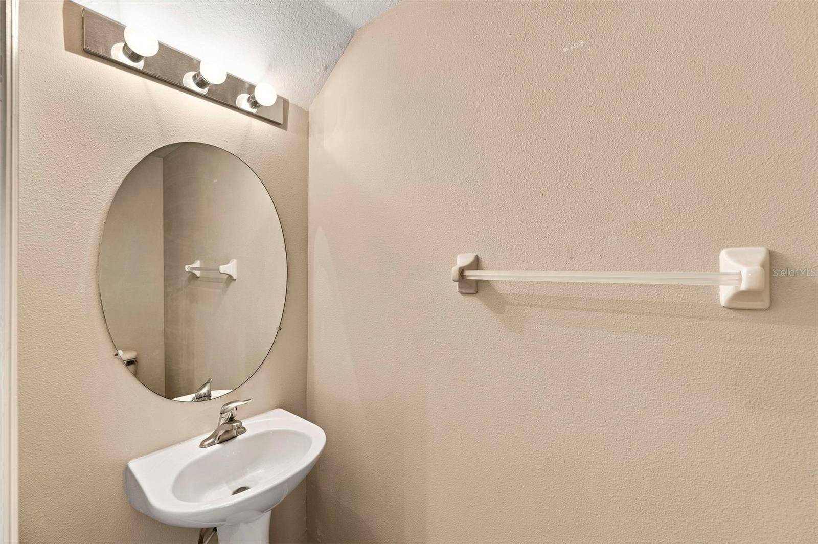 8508 Brushleaf Way Property Photo 7