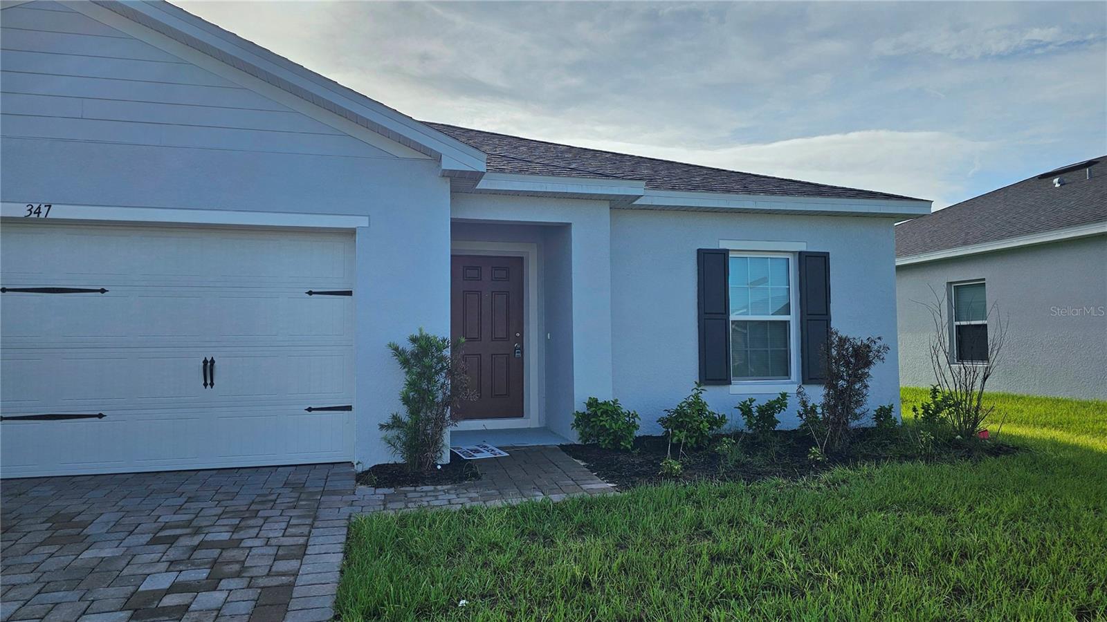 347 Biltmore Blvd Property Photo 2