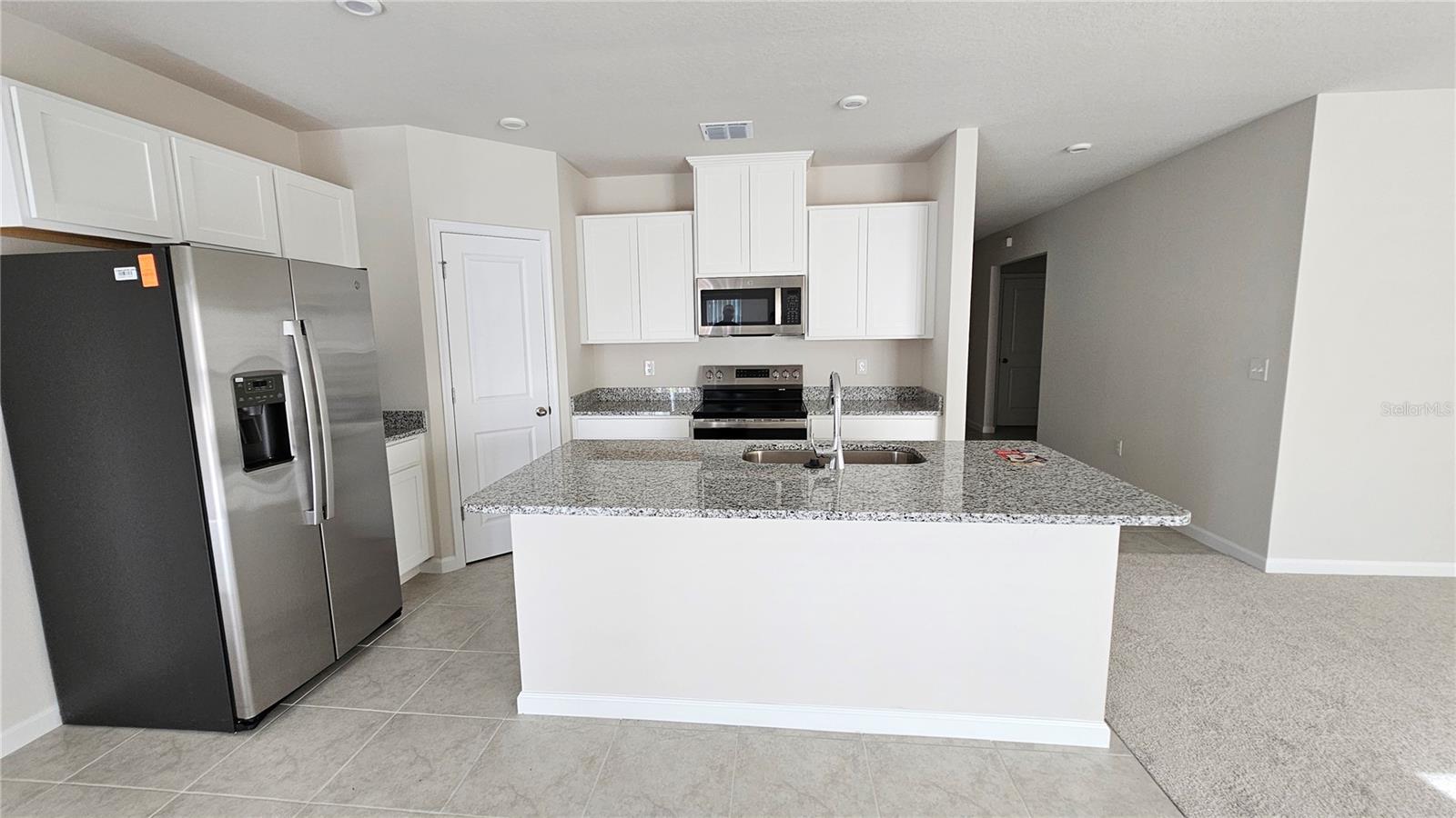 347 Biltmore Blvd Property Photo 3