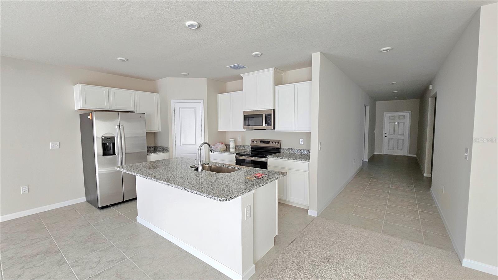 347 Biltmore Blvd Property Photo 4