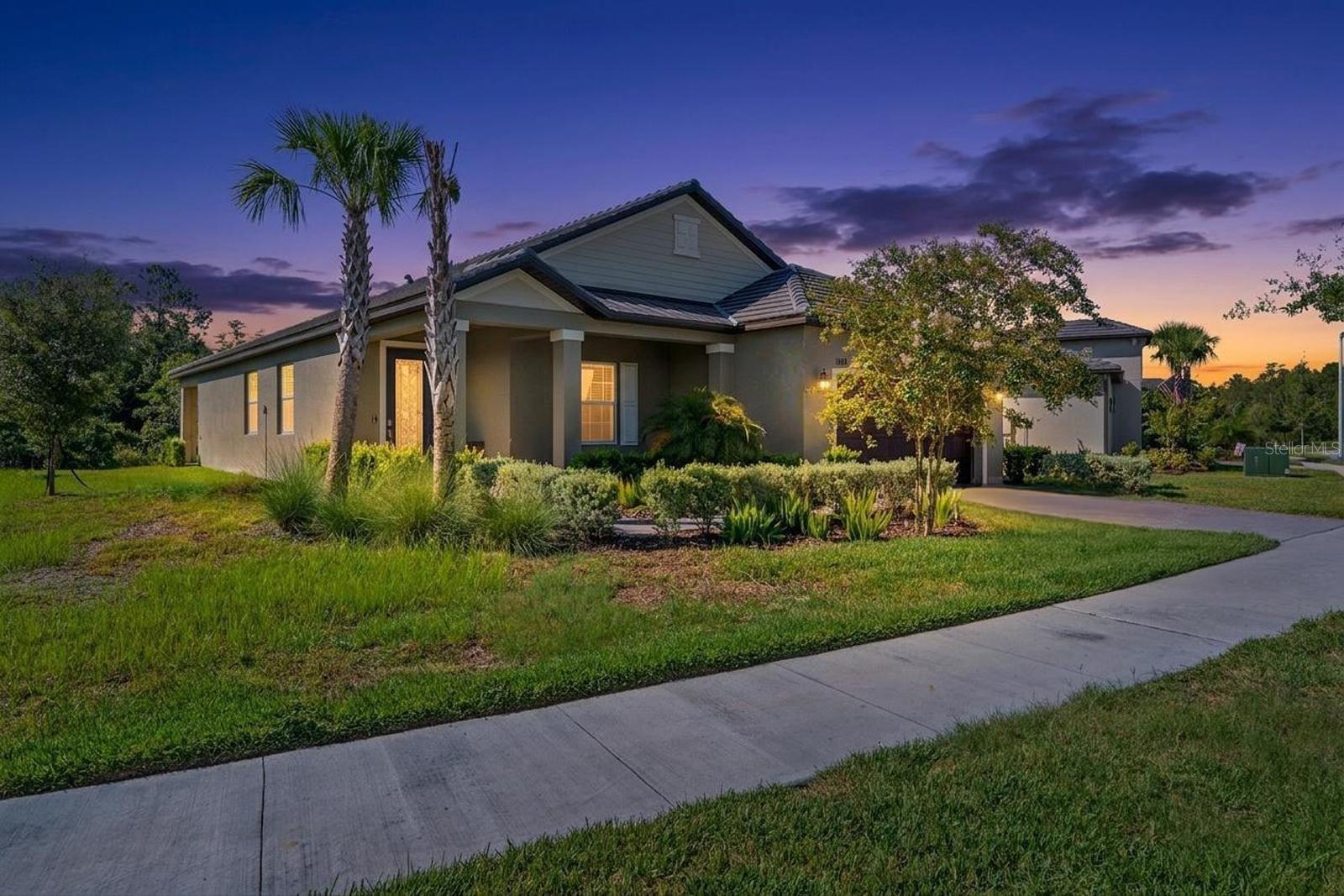 10314 Banyan Breeze Blvd Property Photo 1