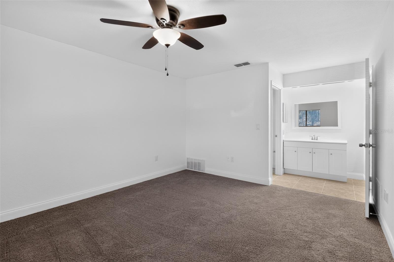 7025 Cognac Dr #4 Property Photo 19