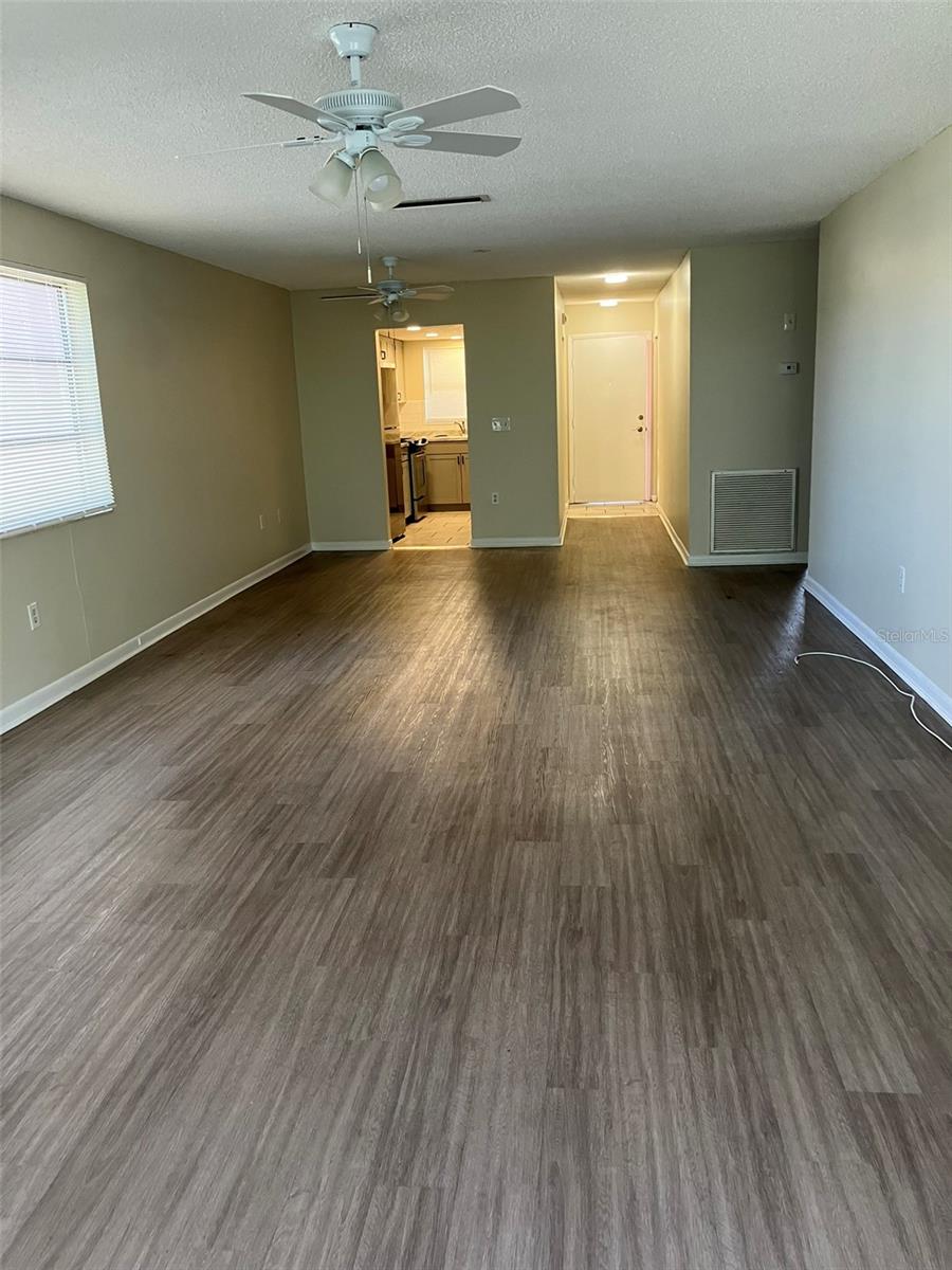 5521 80th St N #302 Property Photo 27