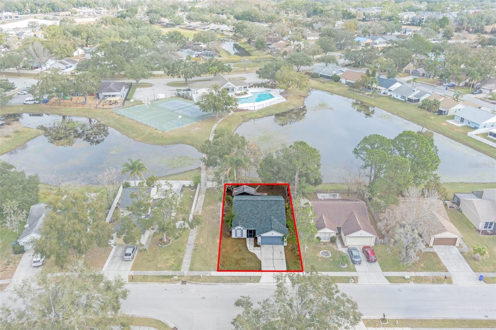 1628 Baker Rd Property Photo 6
