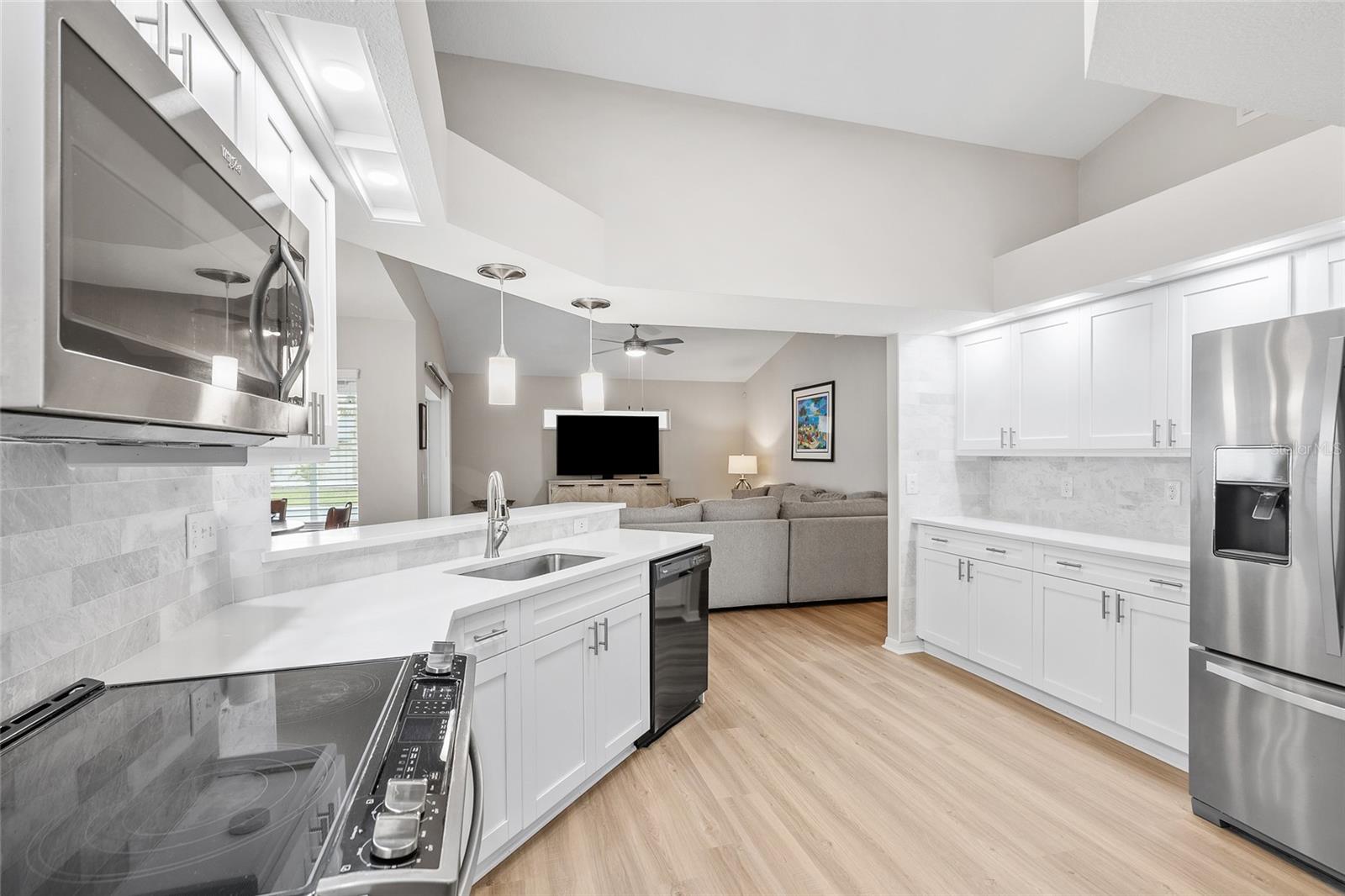 22861 Sterling Manor Loop Property Photo 12