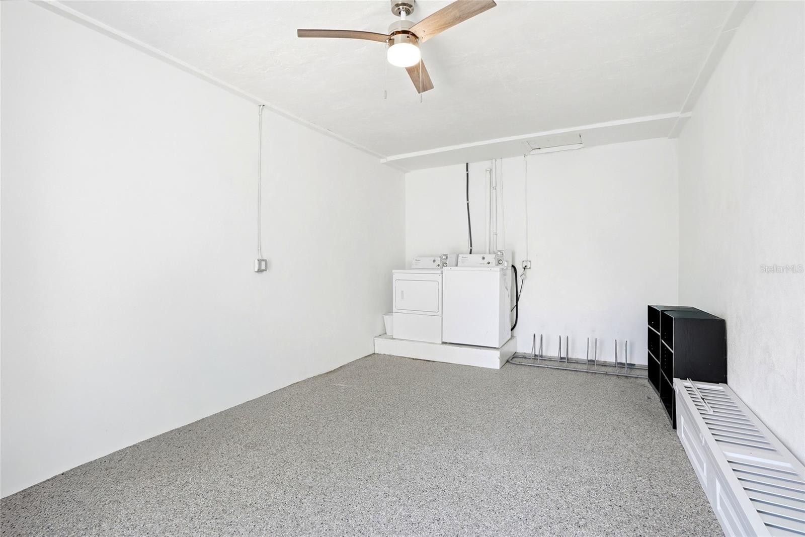 14135 Palm St Property Photo 37