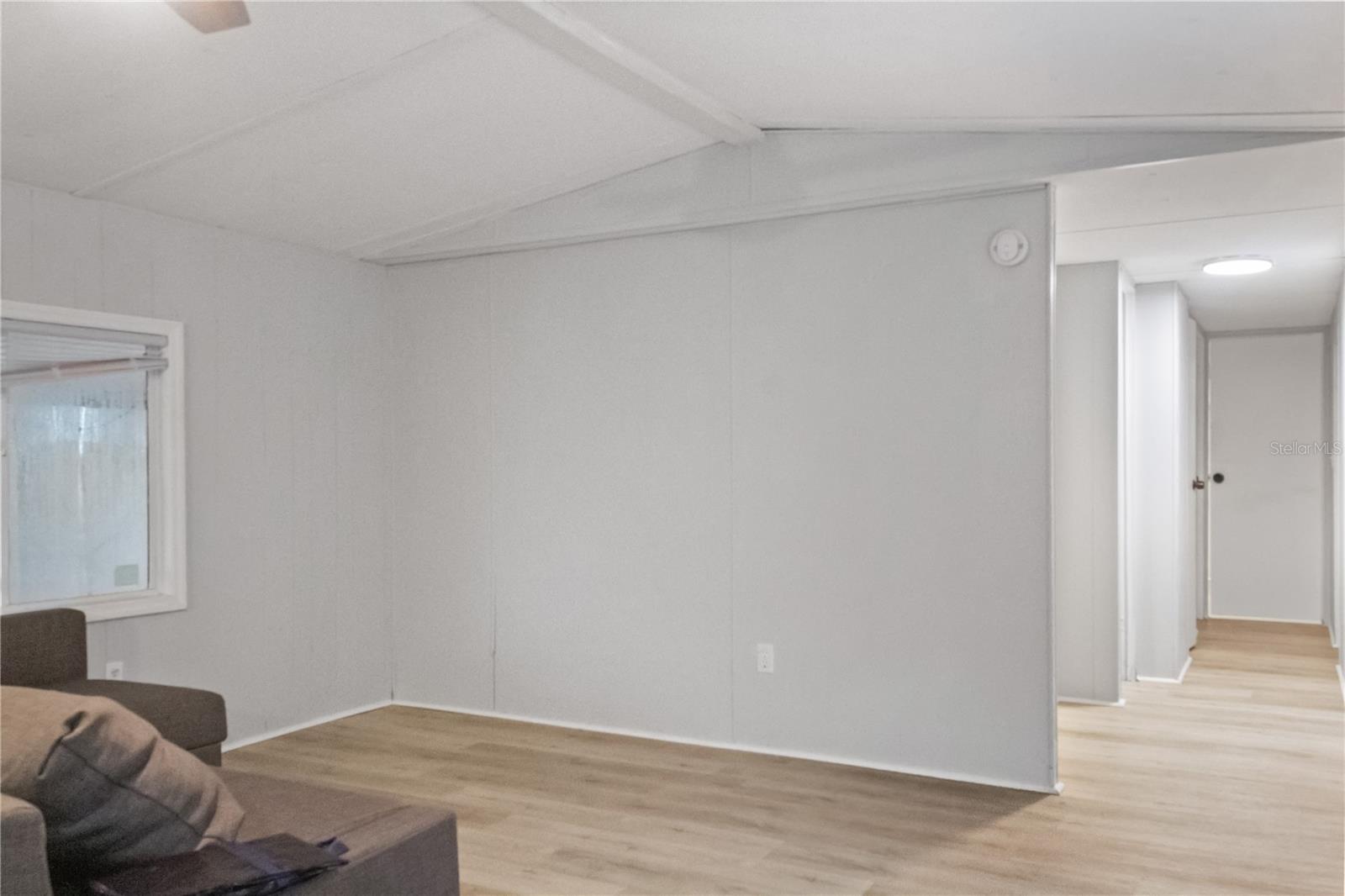 11301 Edison Ave Property Photo 25