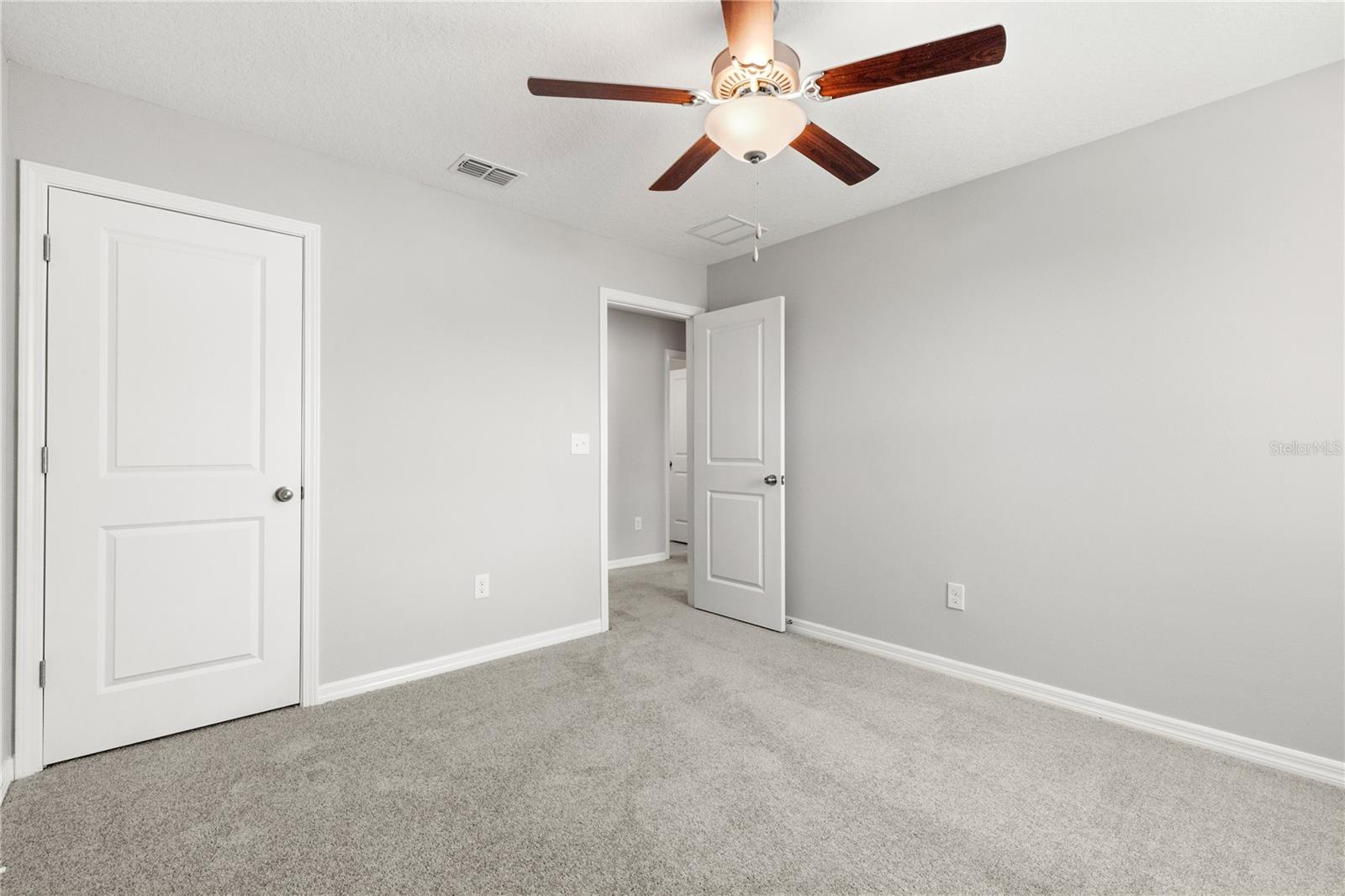 10217 Summer Kiss Ave Property Photo 8