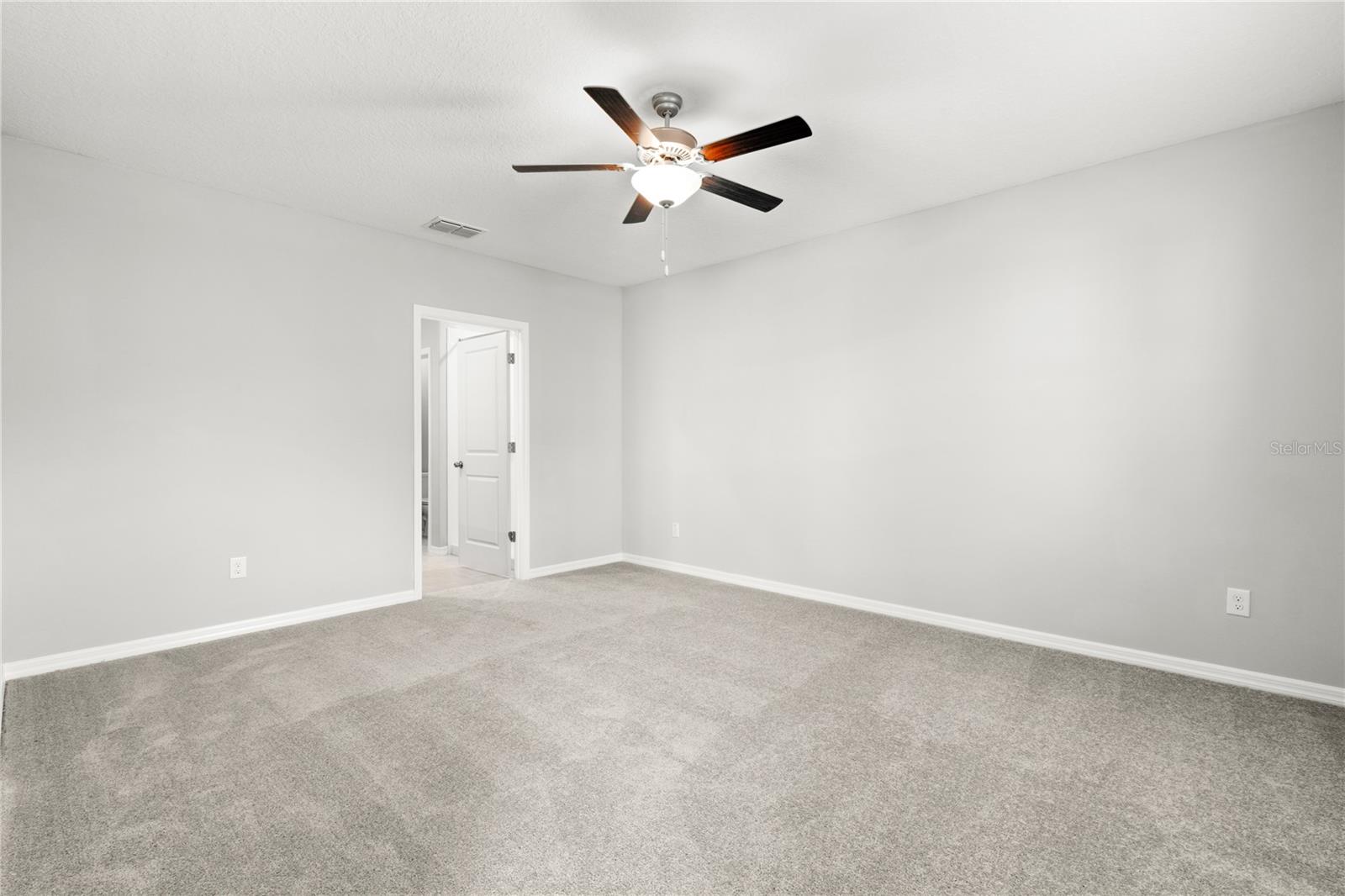 10217 Summer Kiss Ave Property Photo 17