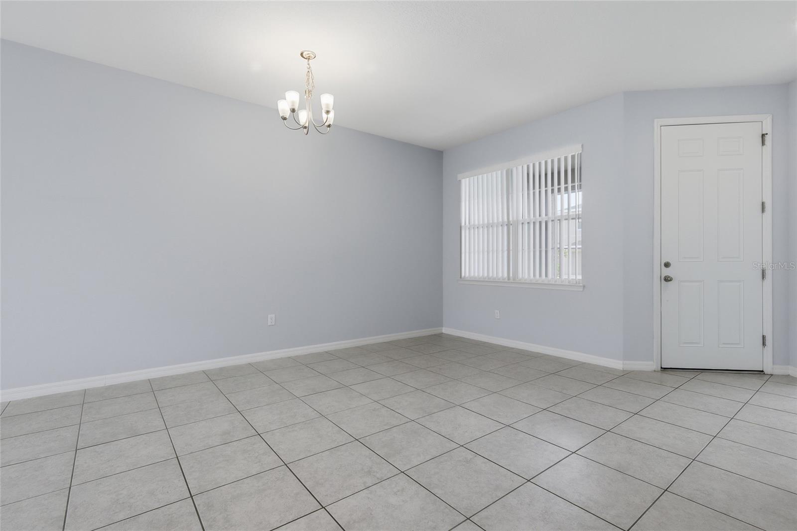 5106 Sea Mist Ln Property Photo 8