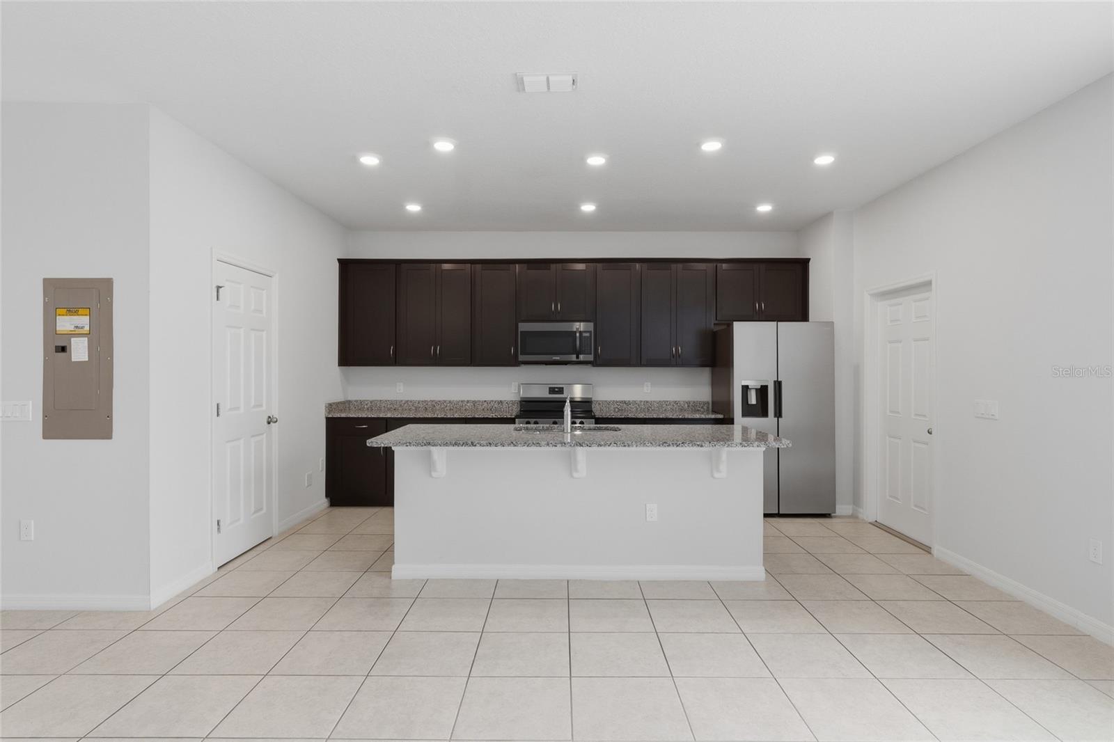 5106 Sea Mist Ln Property Photo 10
