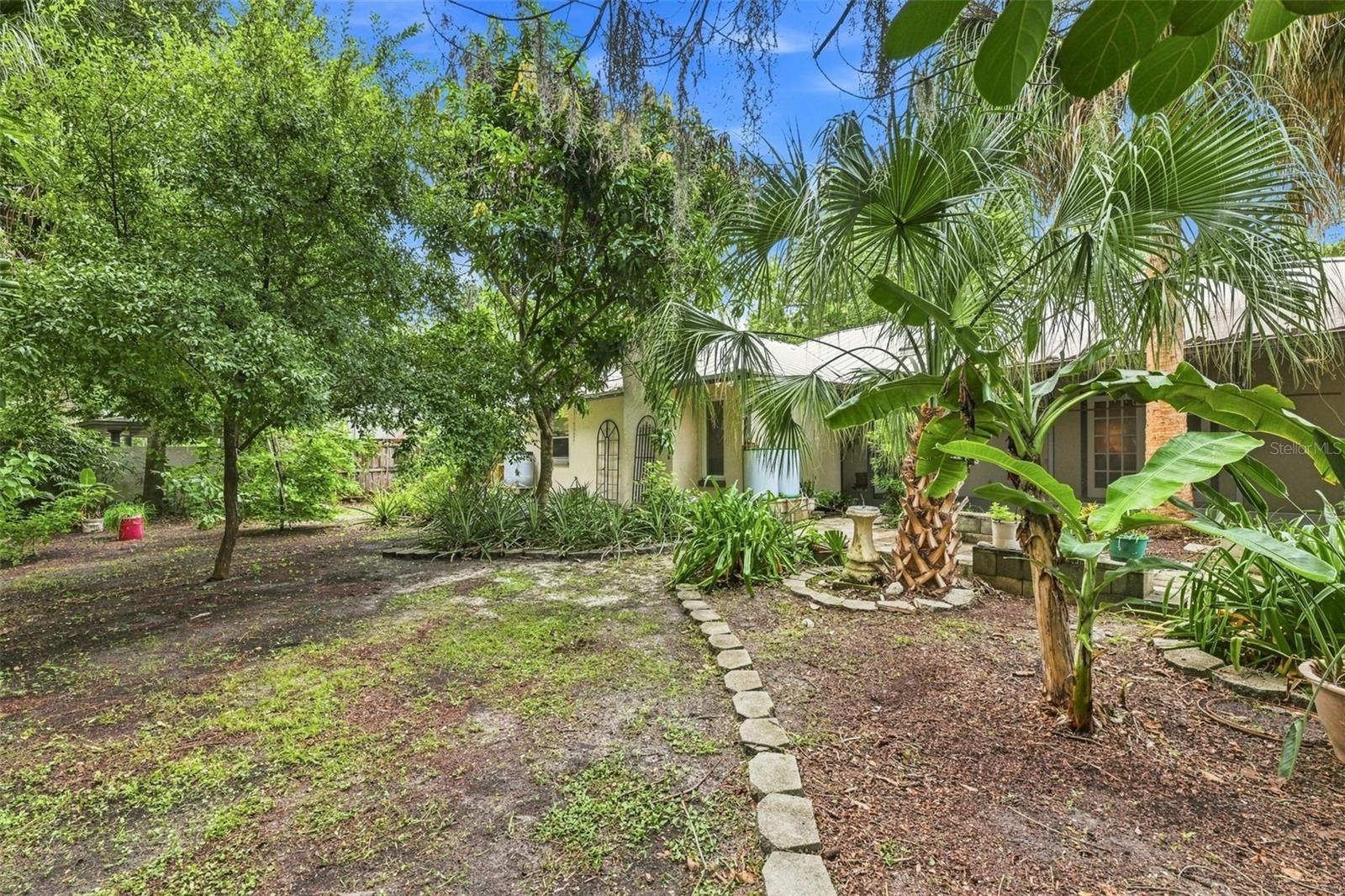 2107 W Fore Dr Property Photo 38