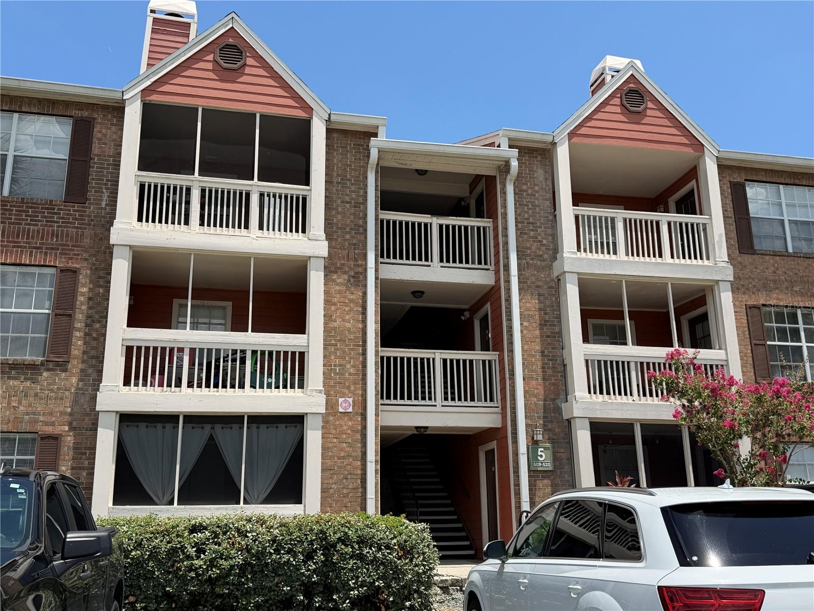 10200 Gandy Blvd N #512 Property Photo 1