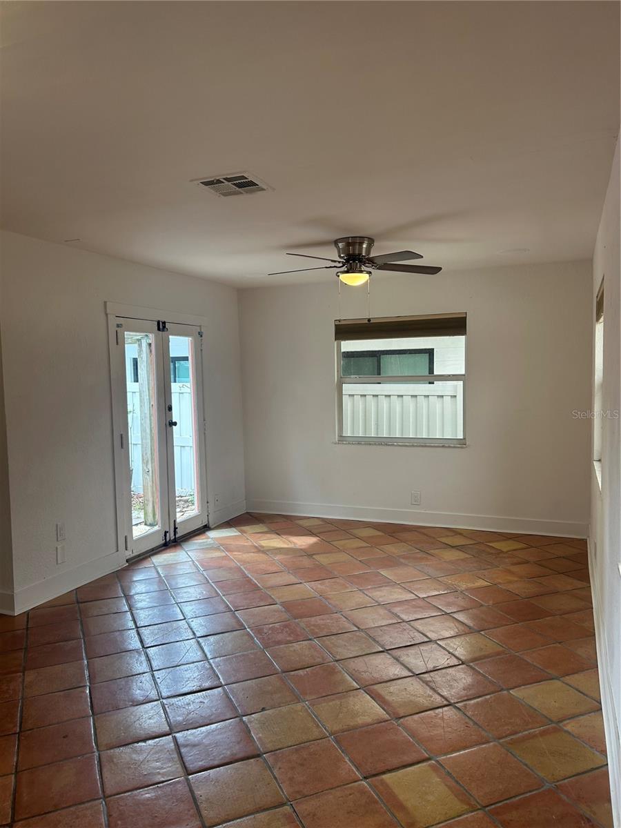 2813 46th St S Property Photo 8