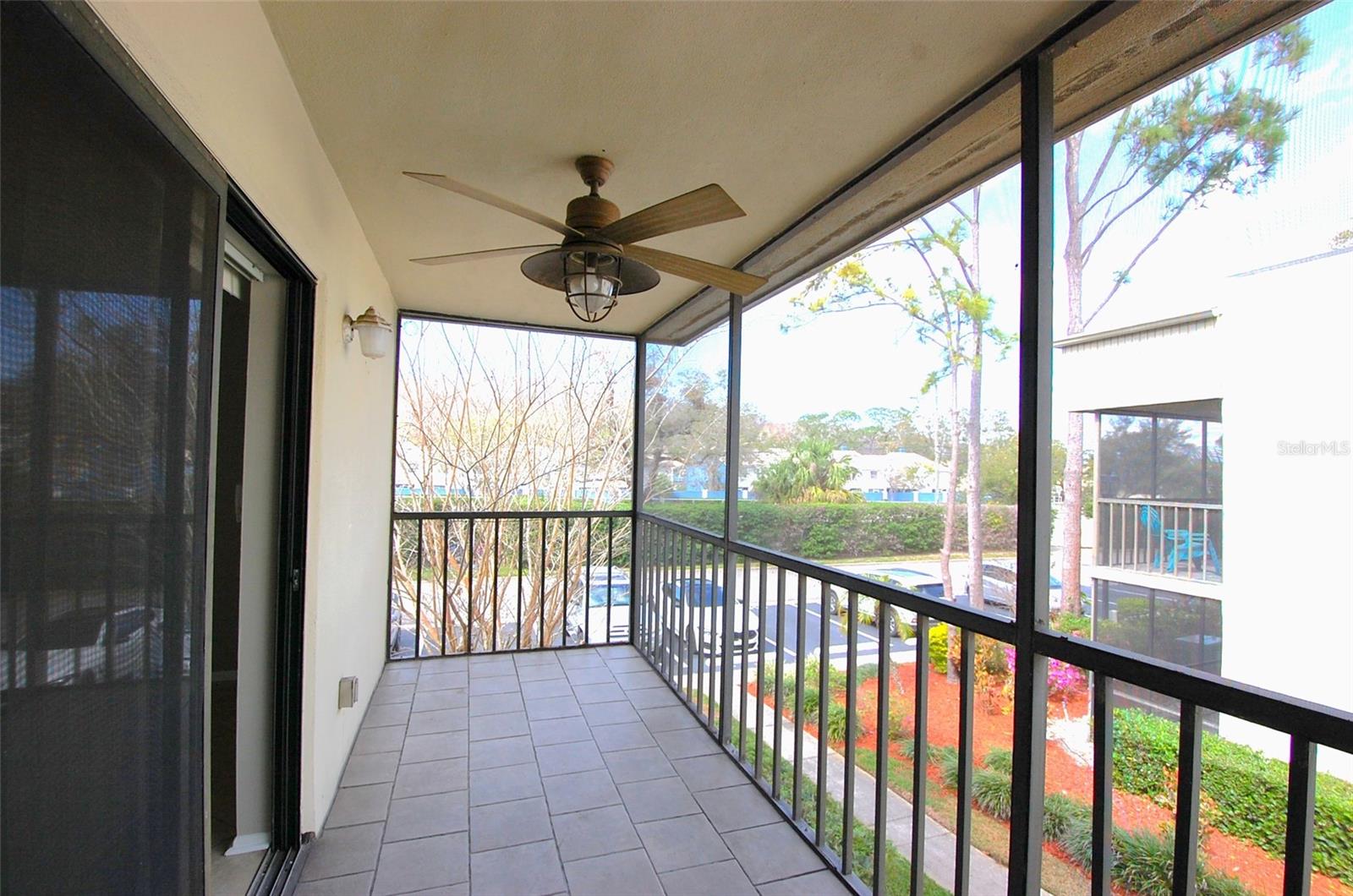 3300 Fox Chase Cir N #216 Property Photo 14