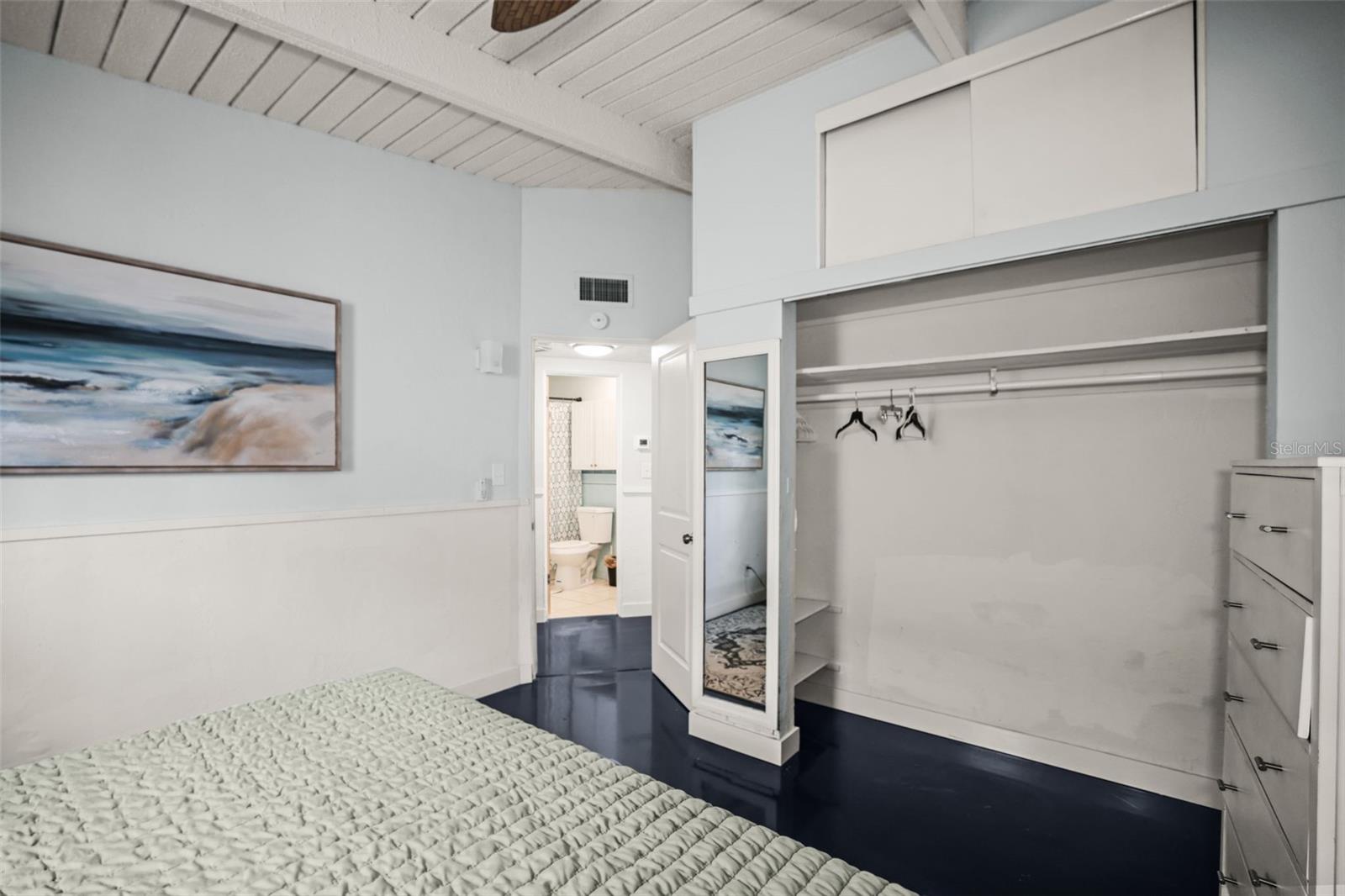 14023 Palm St Property Photo 15