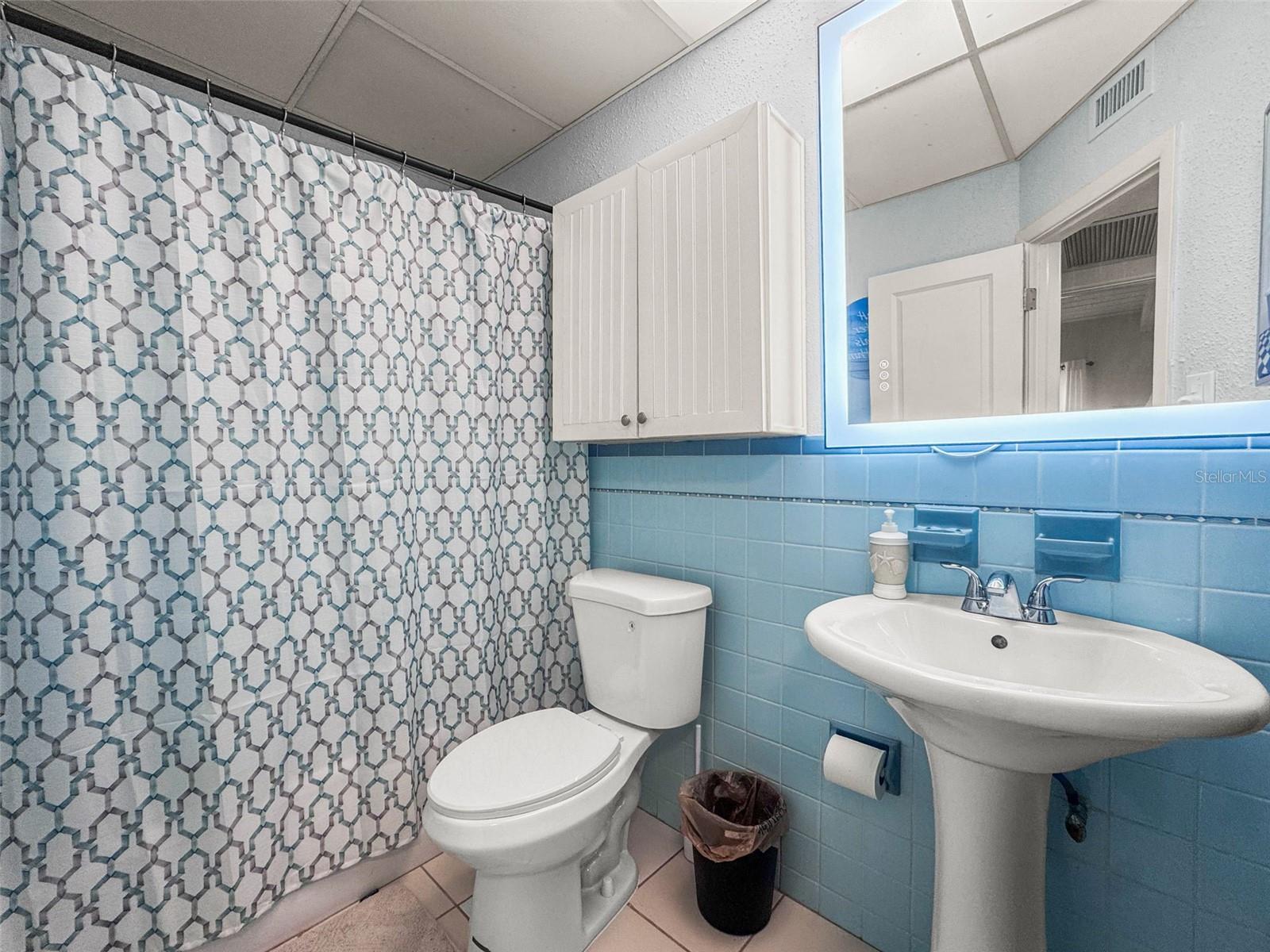 14023 Palm St Property Photo 18