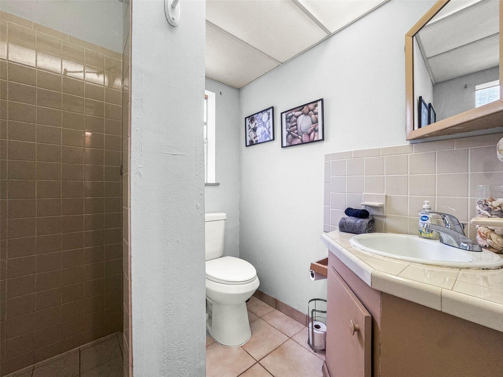 14023 Palm St Property Photo 26