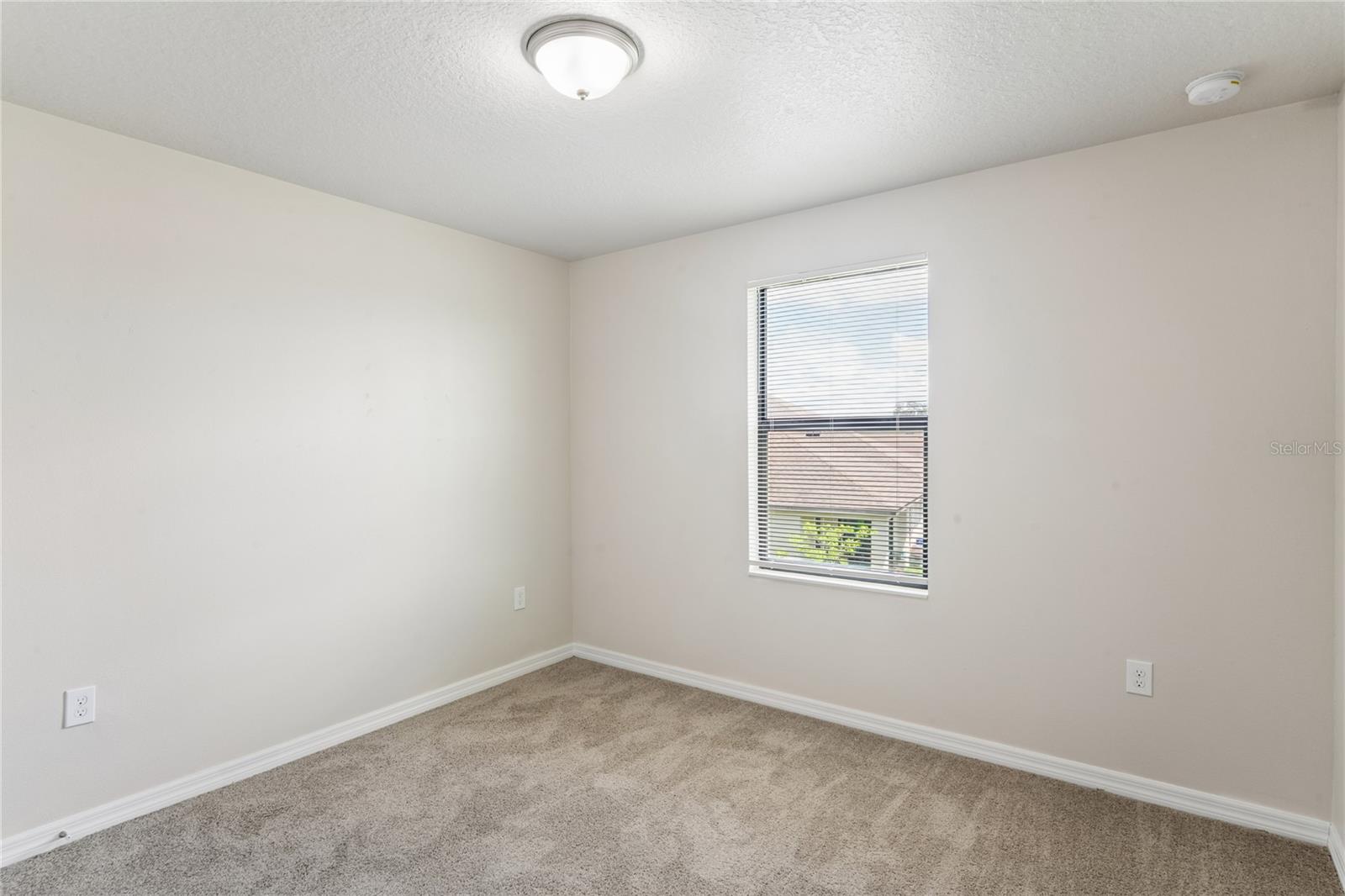 2427 Caspian Dr Property Photo 16