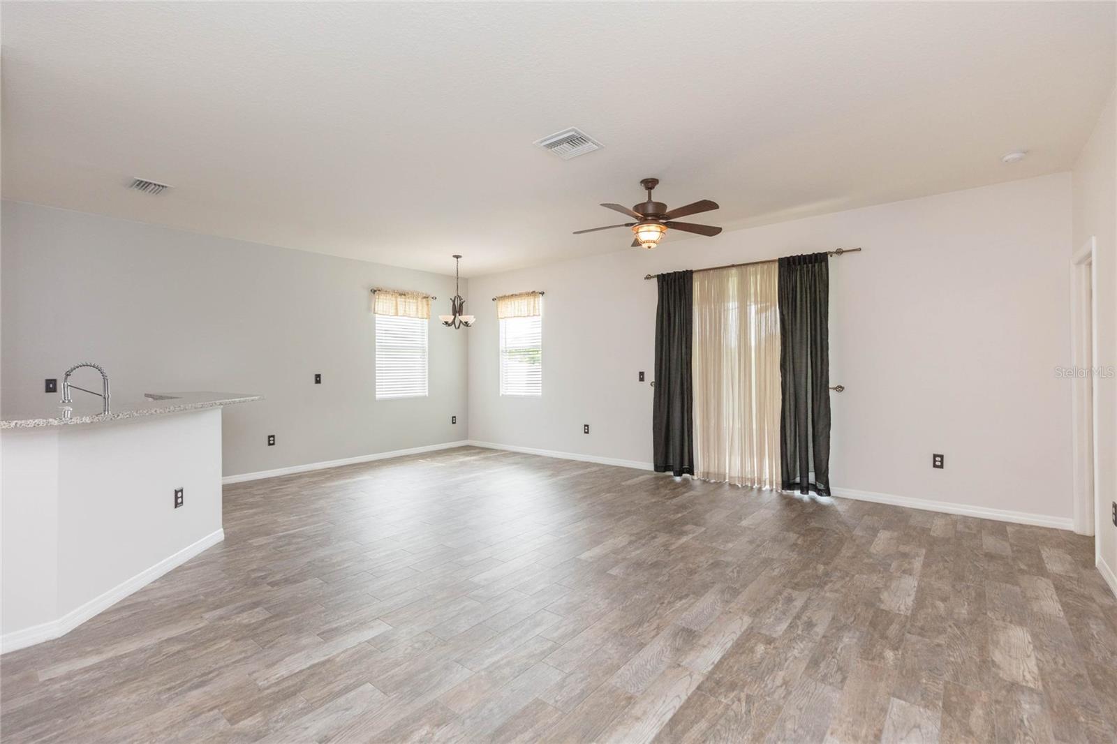 36108 Laguna Hills Cir Property Photo 7