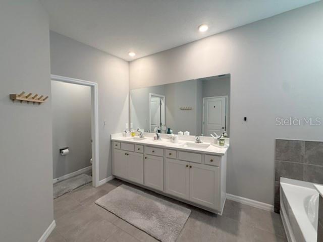 10652 Bridgegate Heights Loop Property Photo 14