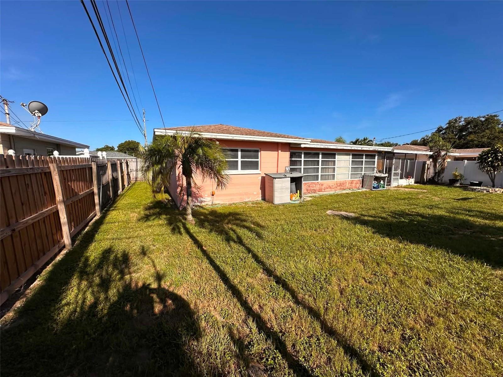 8923 110th Ln Property Photo 7