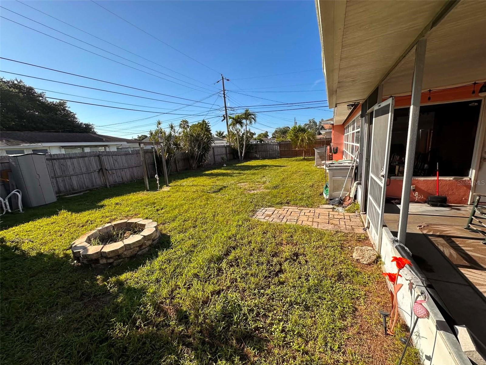 8923 110th Ln Property Photo 8