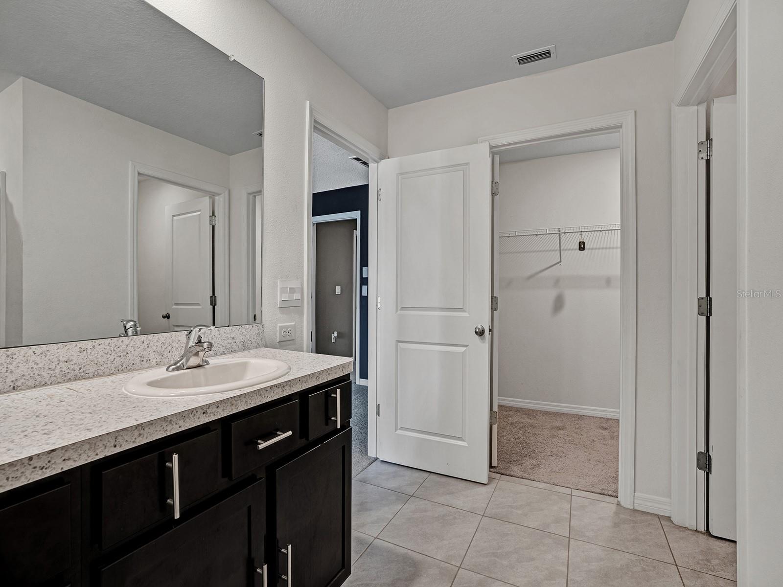 7850 Sail Clover Ln Property Photo 13