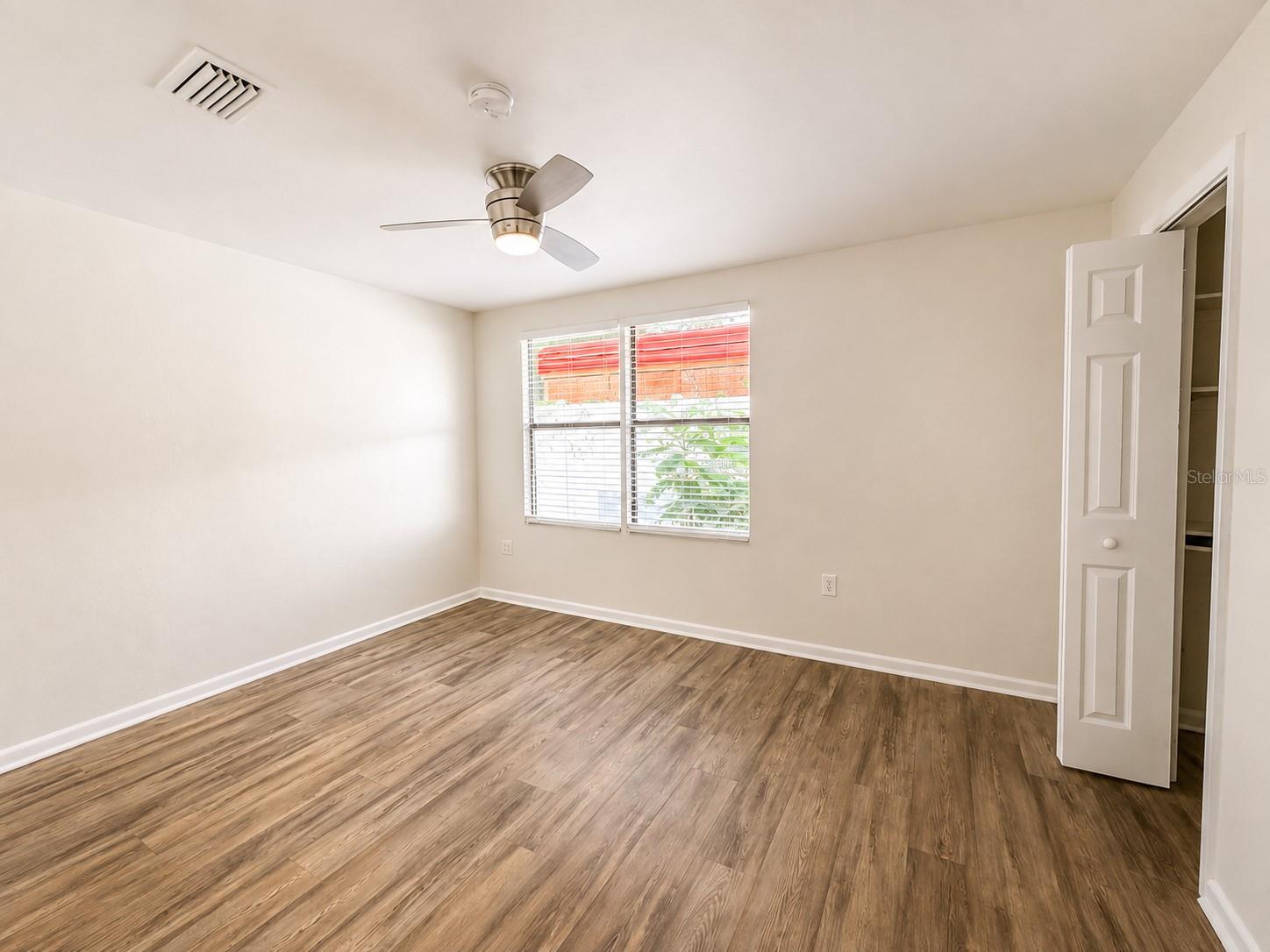 7301 N Dartmouth Ave Property Photo 5