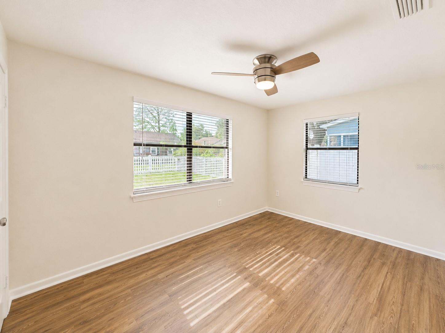7301 N Dartmouth Ave Property Photo 10