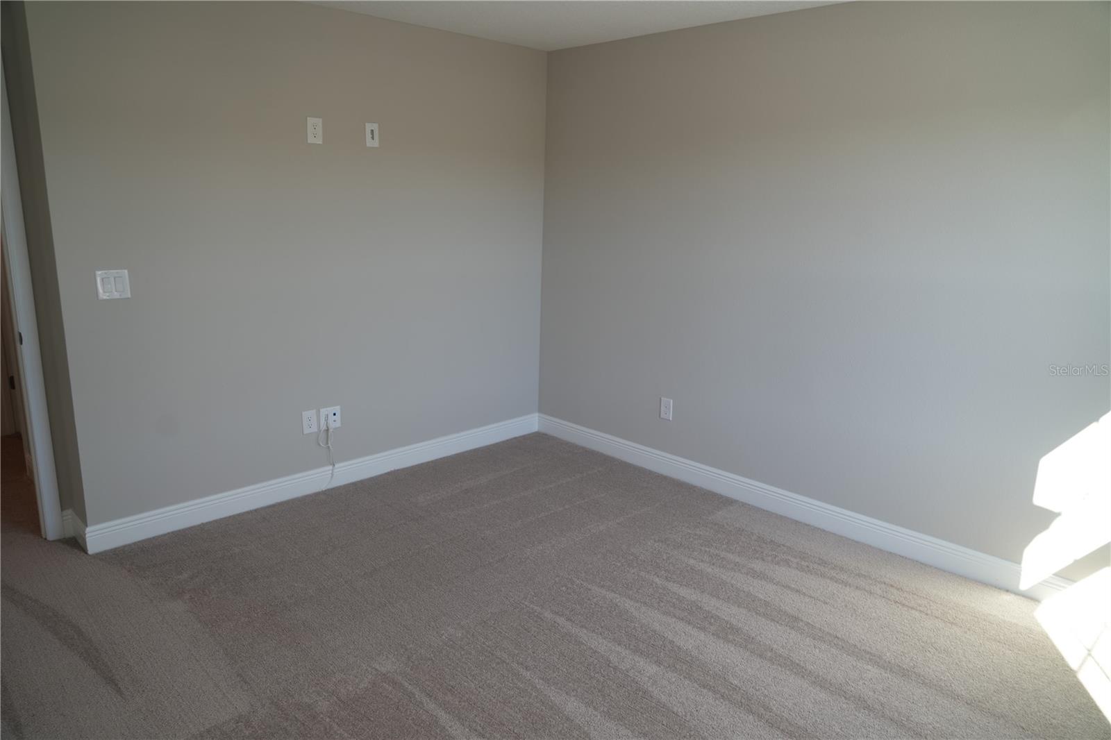 5450 Wayfarer Ave Property Photo 24