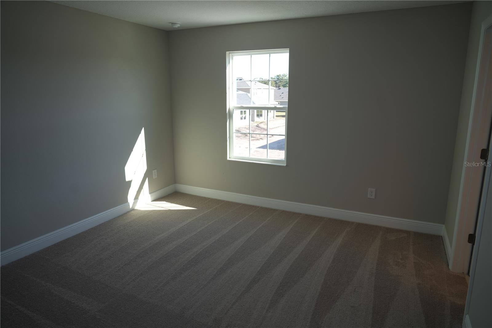 5450 Wayfarer Ave Property Photo 25