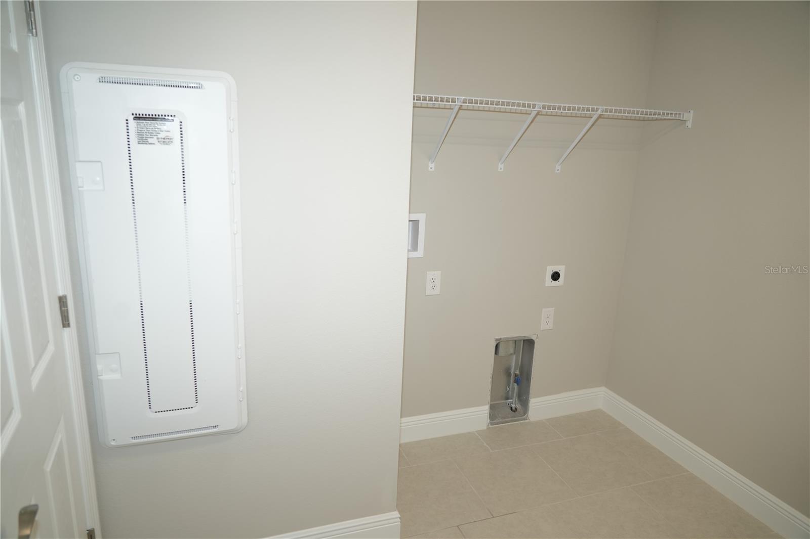 5450 Wayfarer Ave Property Photo 27