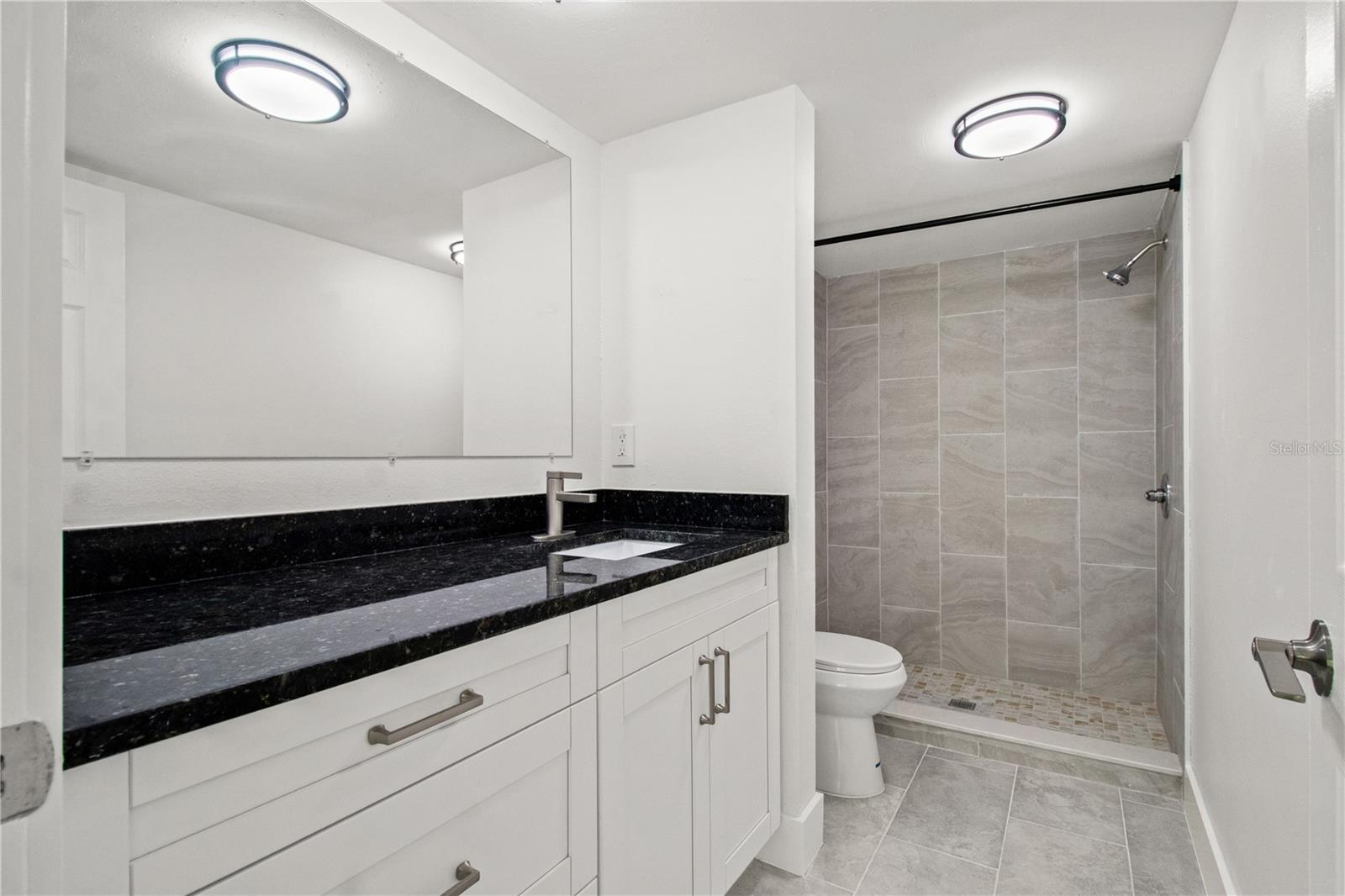 7828 Niagara Ave #322 Property Photo 16