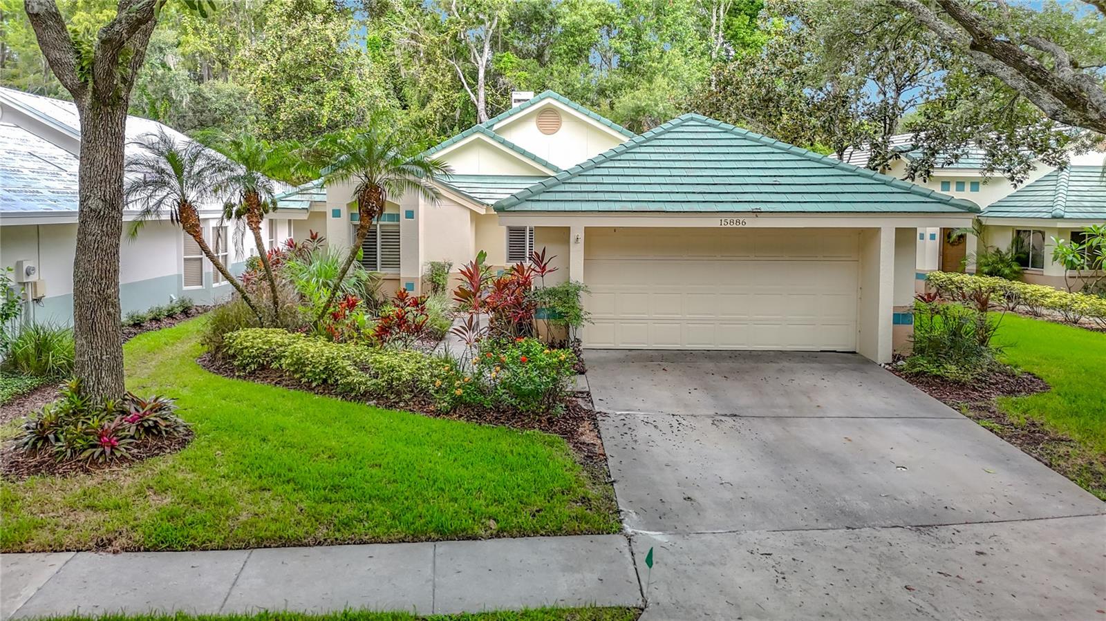15886 Sanctuary Dr Property Photo 1