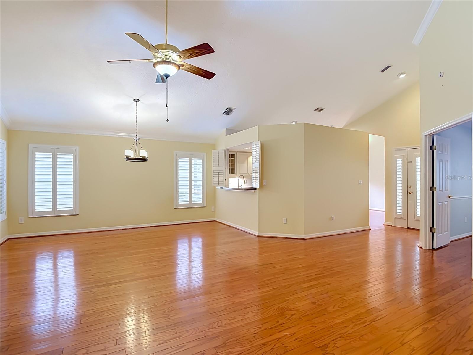 15886 Sanctuary Dr Property Photo 21