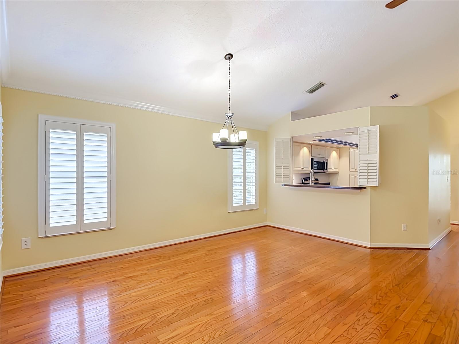 15886 Sanctuary Dr Property Photo 26
