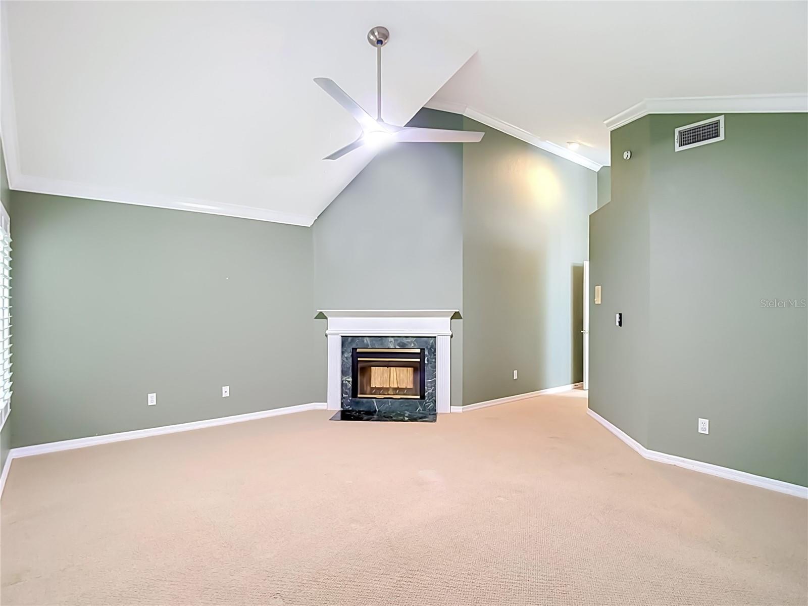 15886 Sanctuary Dr Property Photo 35