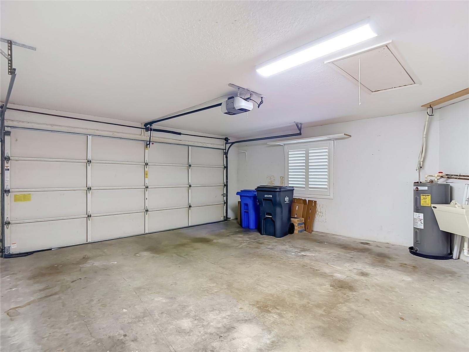 15886 Sanctuary Dr Property Photo 54