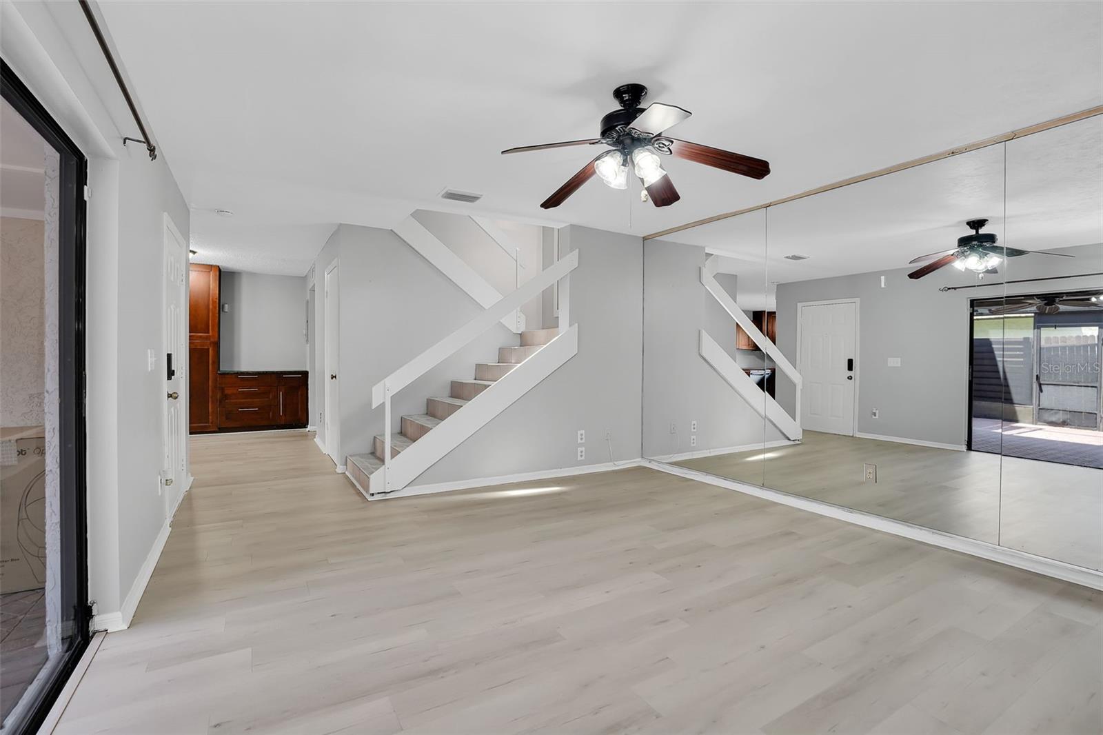 15217 W Pond Woods Dr Property Photo 4