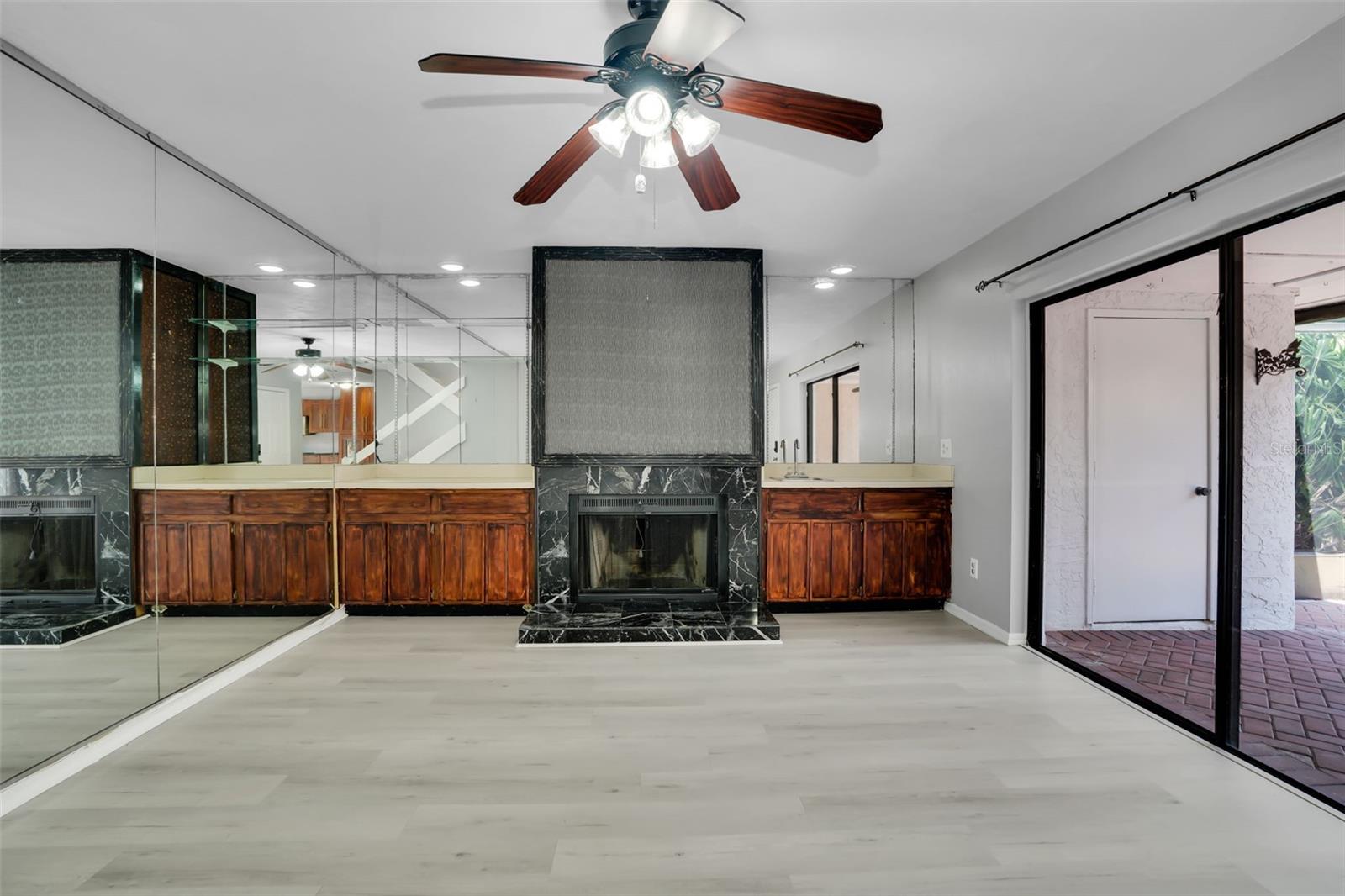 15217 W Pond Woods Dr Property Photo 8