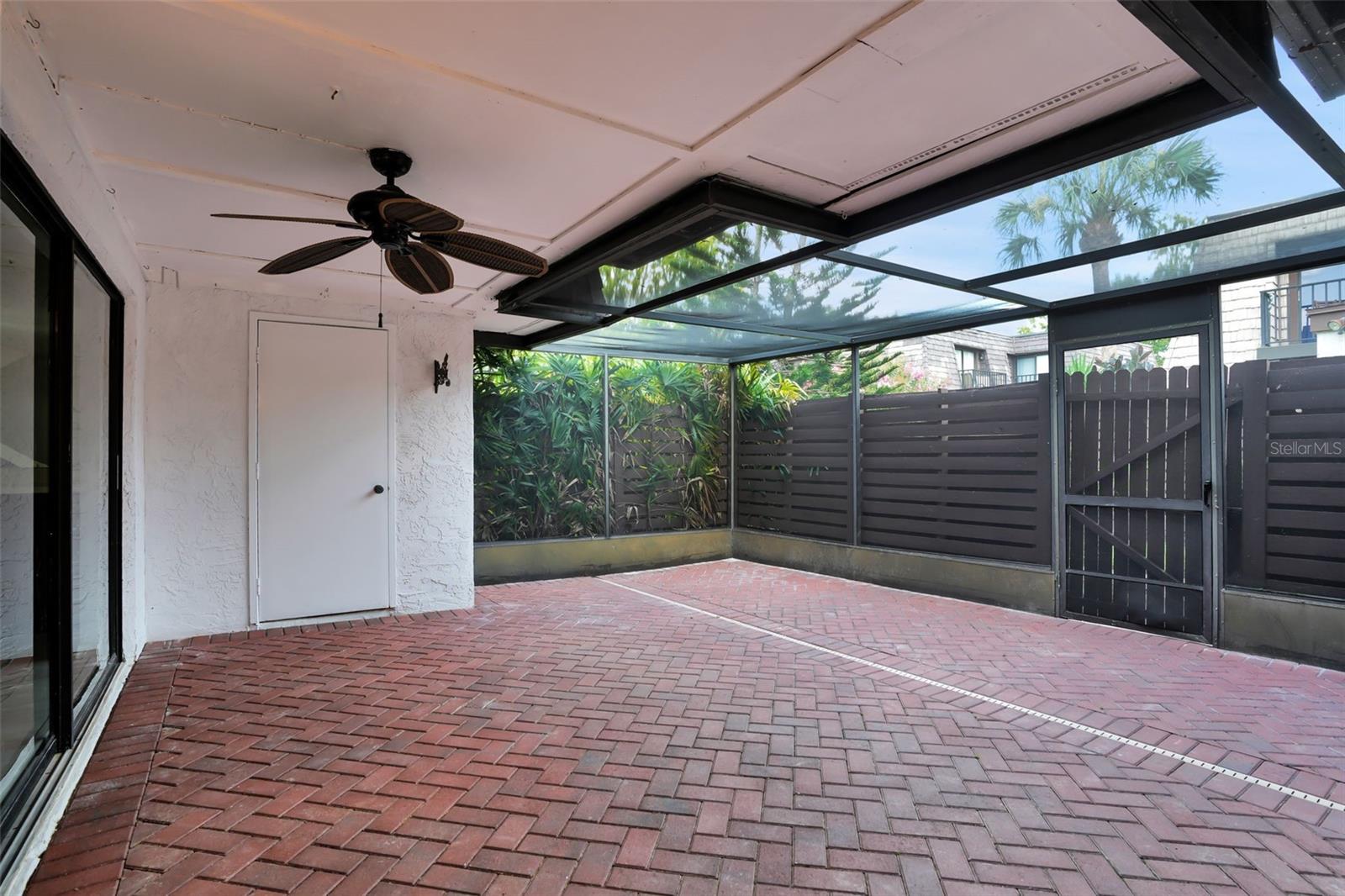 15217 W Pond Woods Dr Property Photo 42